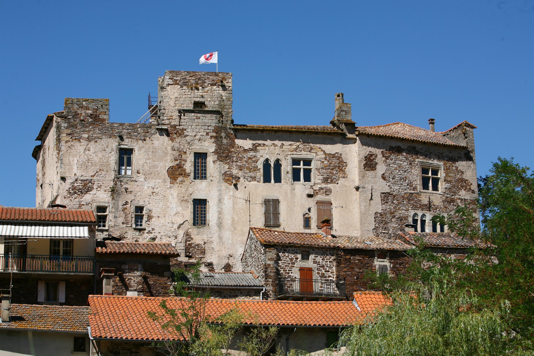 Château de latour vue extérieur